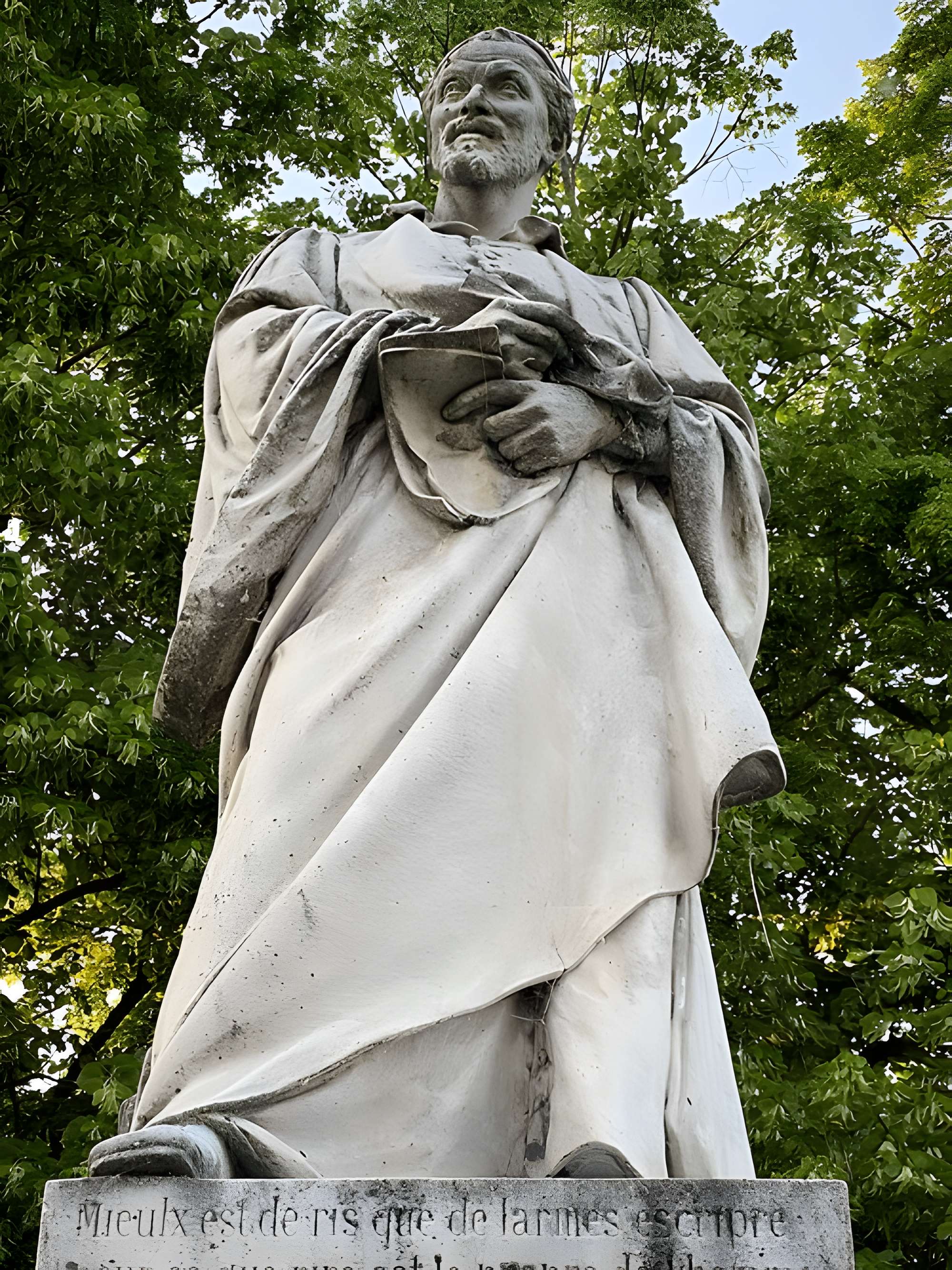 Monument à Rabelais