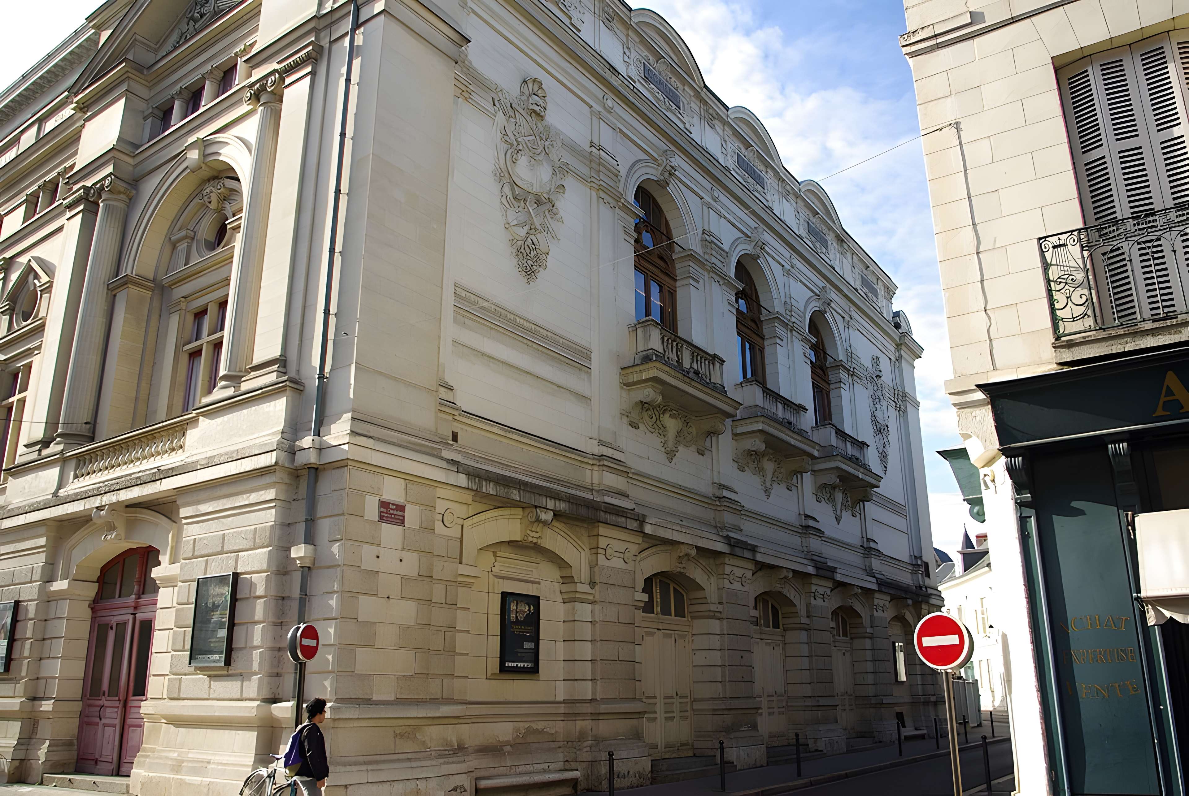 Théâtre municipal ou Grand Théâtre
