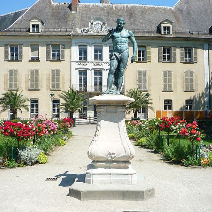 Photo de Ancien hôtel de Lesdiguières et Jardin de Ville