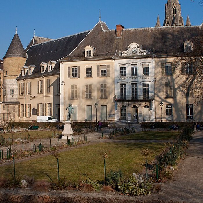Photo de Ancien hôtel de Lesdiguières et Jardin de Ville