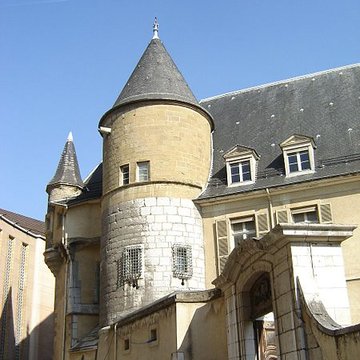 Ancien hôtel de Lesdiguières et Jardin de Ville