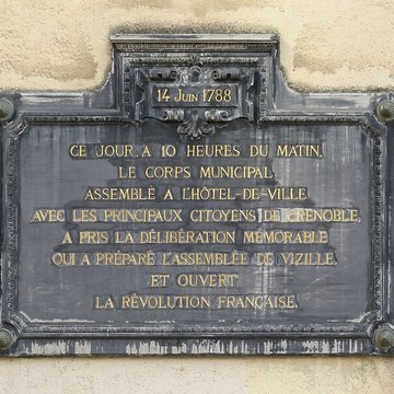Ancien hôtel de Lesdiguières et Jardin de Ville