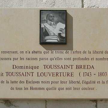 Ancien hôtel de Lesdiguières et Jardin de Ville