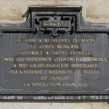 Ancien hôtel de Lesdiguières et Jardin de Ville