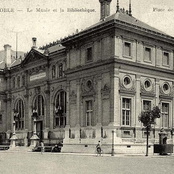 Photo de Musée-Bibliothèque