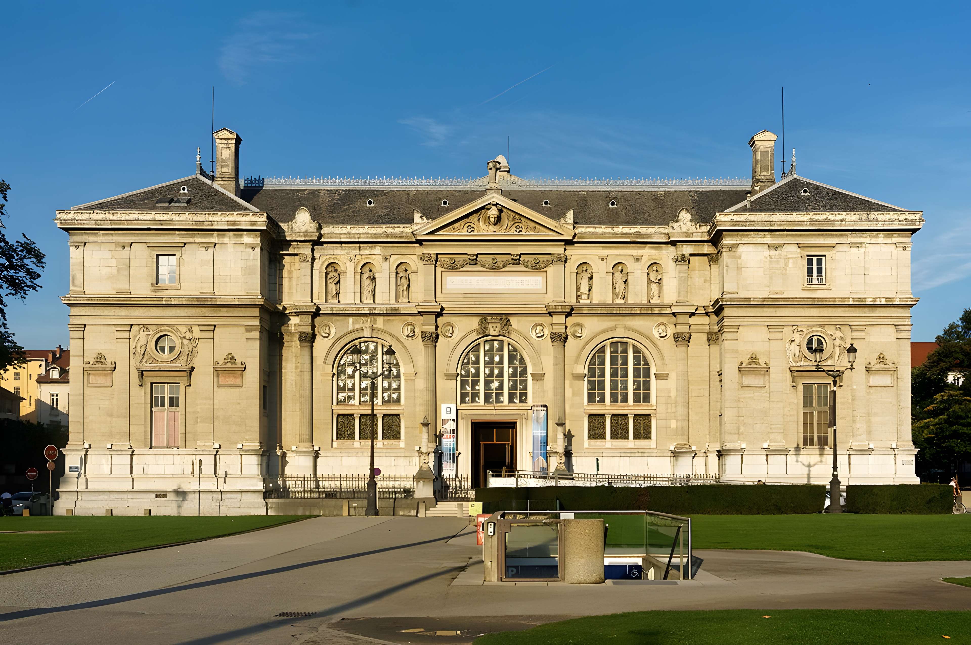 Musée-Bibliothèque