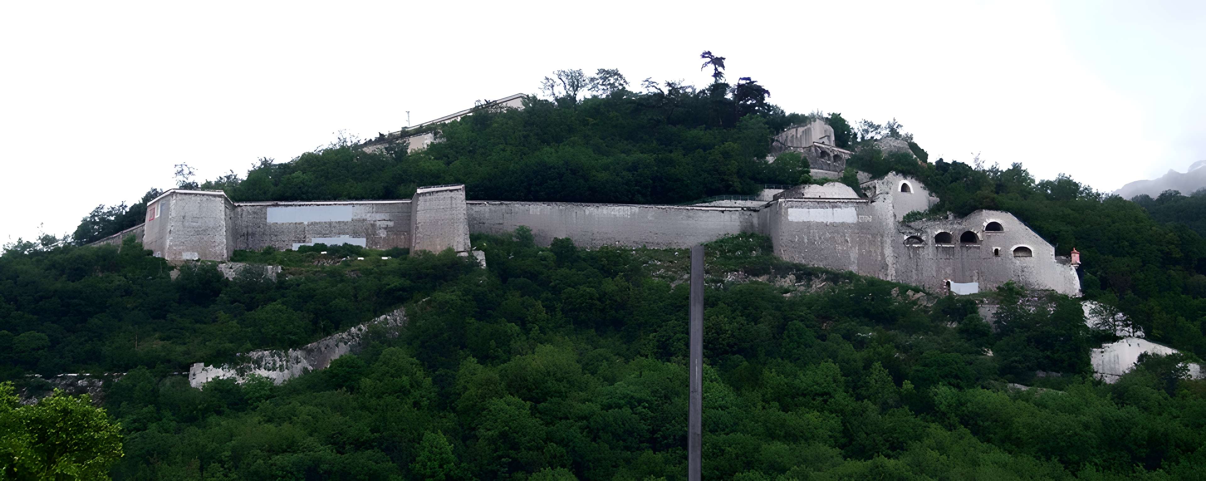 Ouvrages militaires de la Bastille (ensemble)