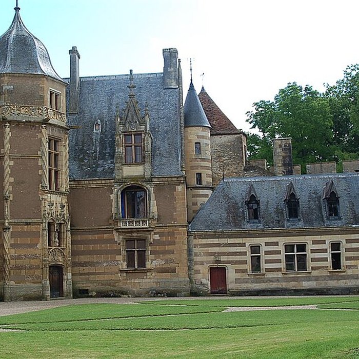 Photo de Château dAinay-le-Vieil