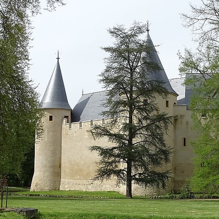 Photo de Château dAinay-le-Vieil