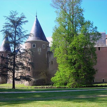 Château dAinay-le-Vieil