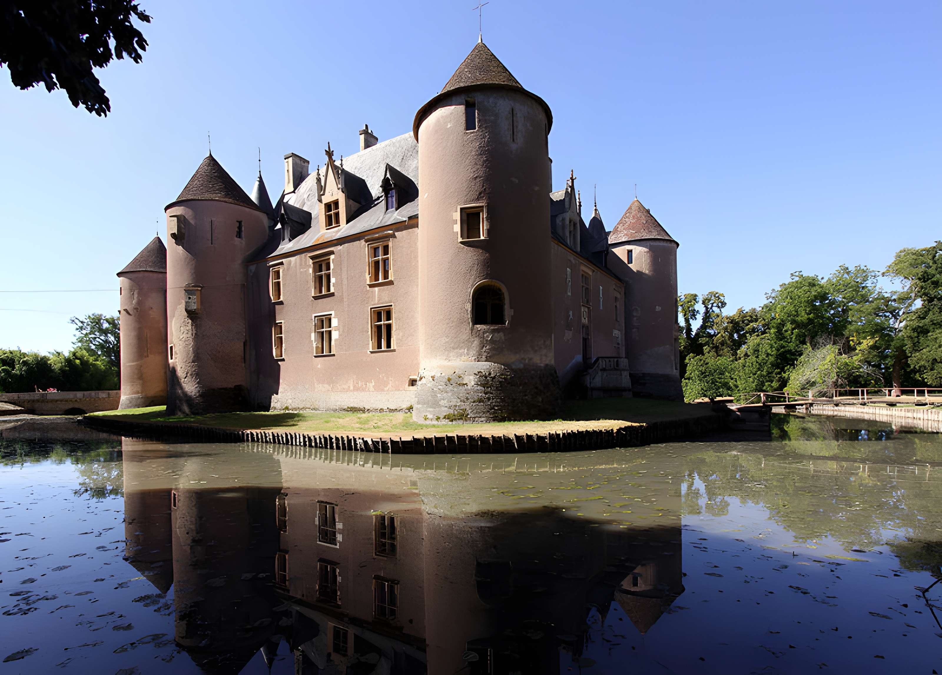 Château d'Ainay-le-Vieil