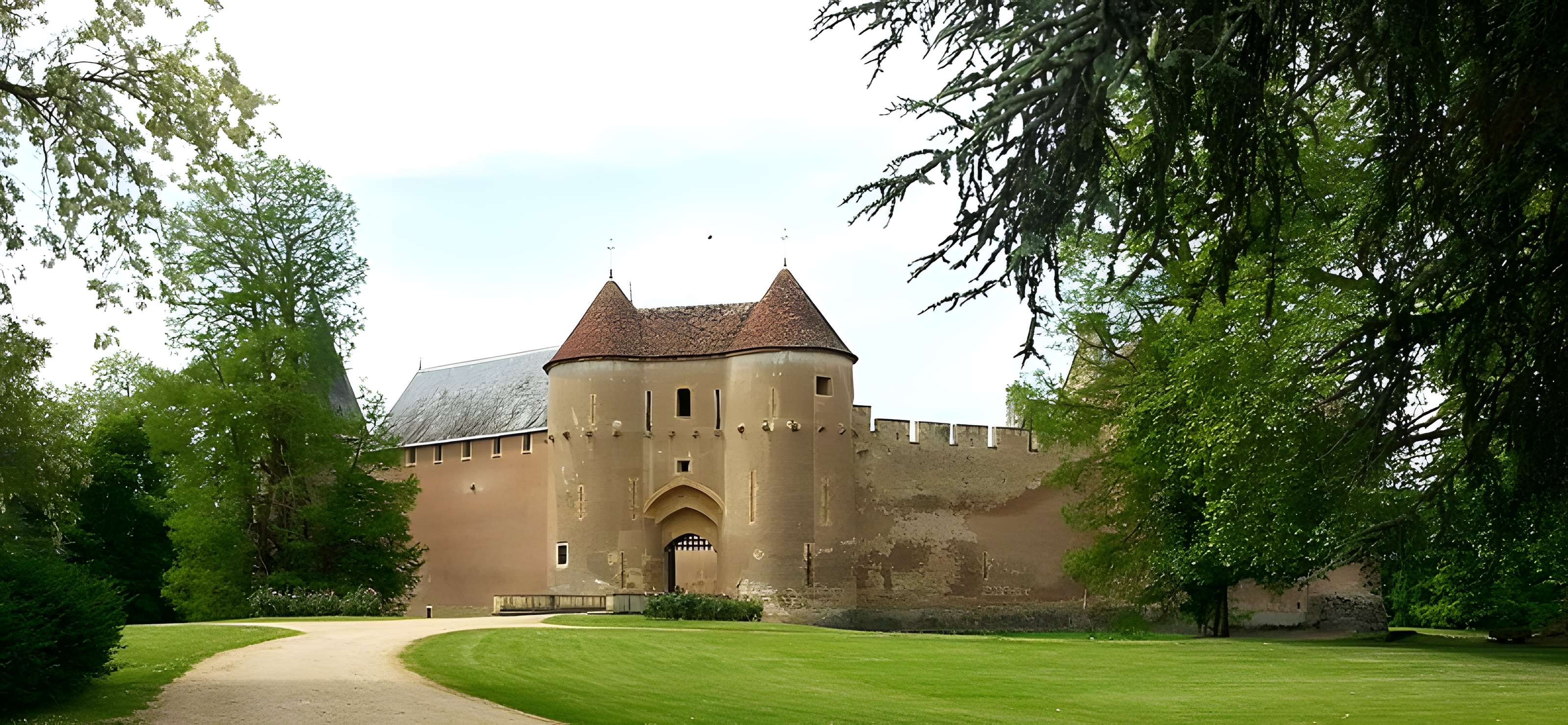 Château d'Ainay-le-Vieil