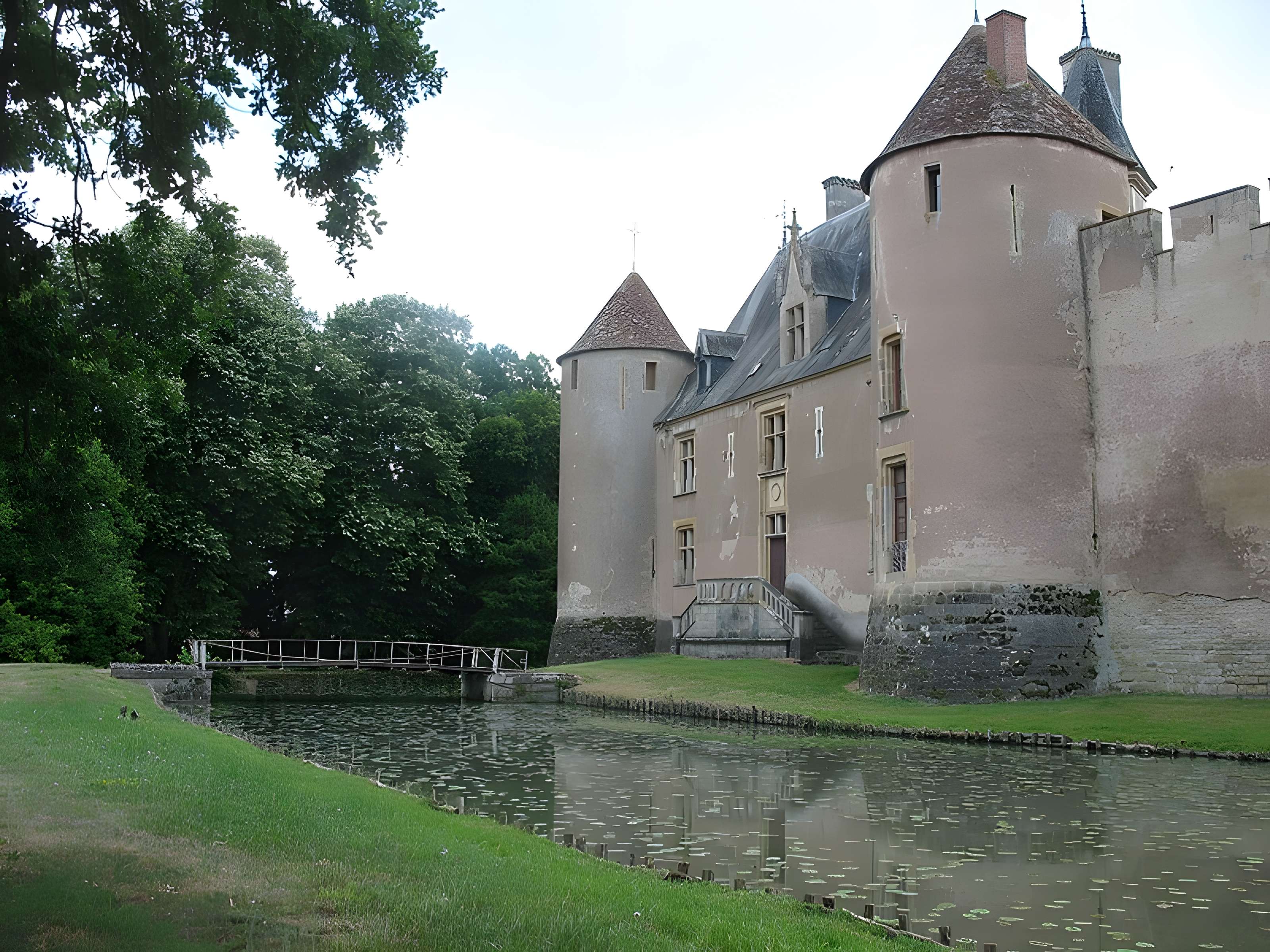Château d'Ainay-le-Vieil