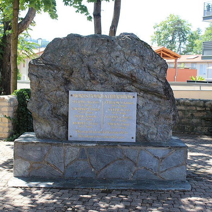 Photo de Bloc erratique à cupules