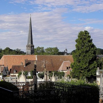 Église Saint-Ferréol de Saint-Fargeau