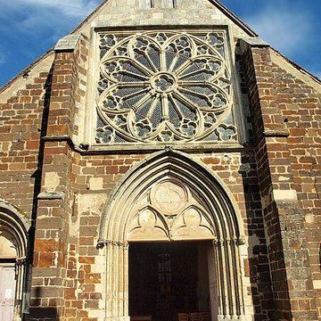 Église Saint-Ferréol de Saint-Fargeau