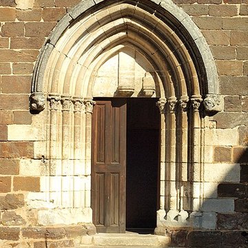 Église Saint-Ferréol de Saint-Fargeau