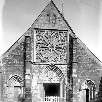 Église Saint-Ferréol de Saint-Fargeau