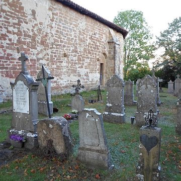 Chapelle du cimetière de Saint-Jean-le-Fromental