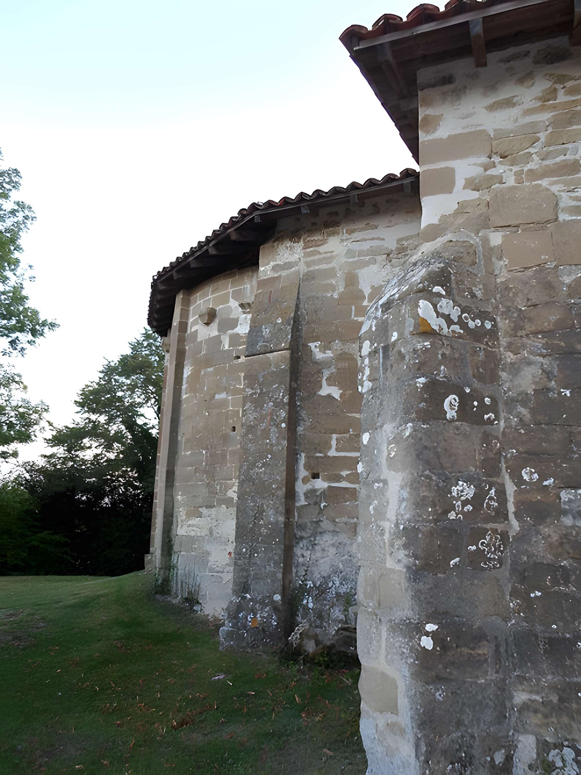 Chapelle du cimetière de Saint-Jean-le-Fromental