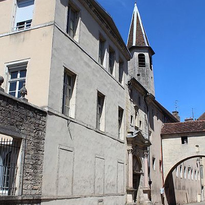 Photo de Collège de lArc, actuellement musée archéologique