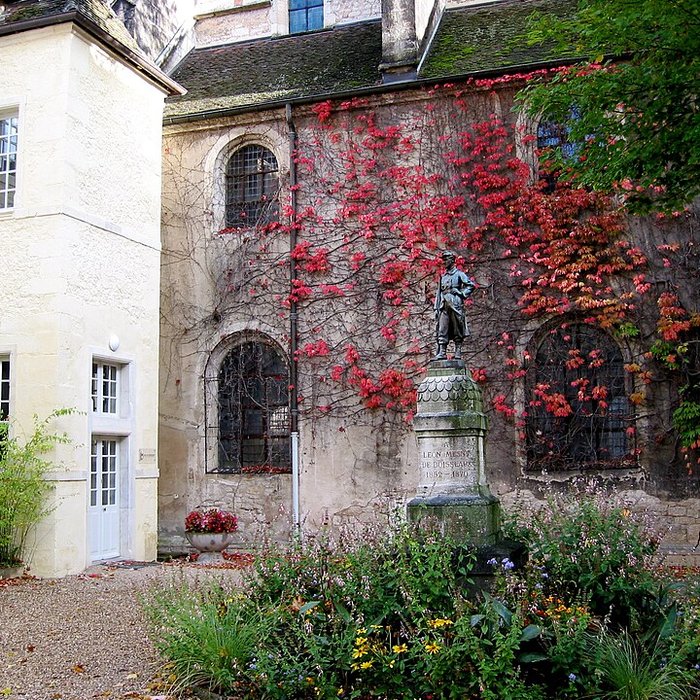 Photo de Collège de lArc, actuellement musée archéologique