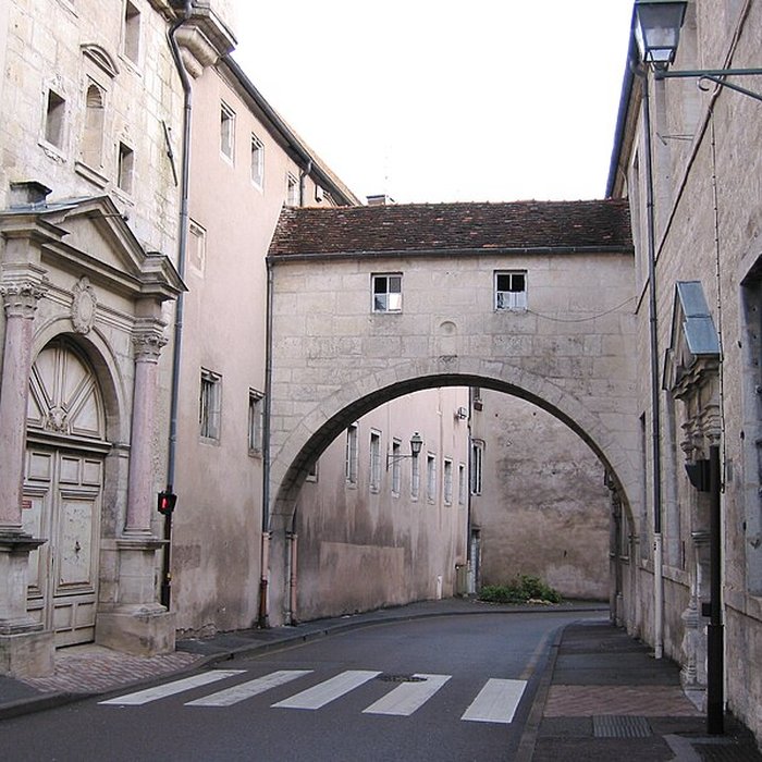 Photo de Collège de lArc, actuellement musée archéologique