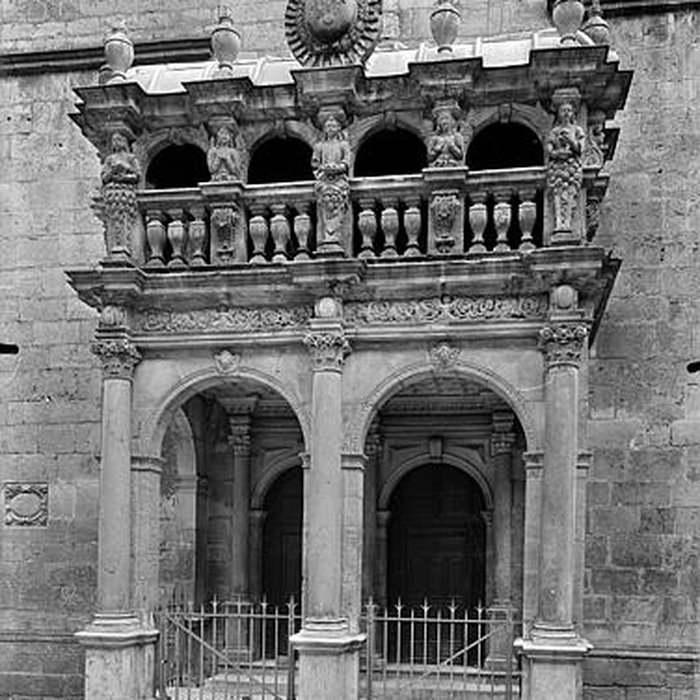 Photo de Collège de lArc, actuellement musée archéologique