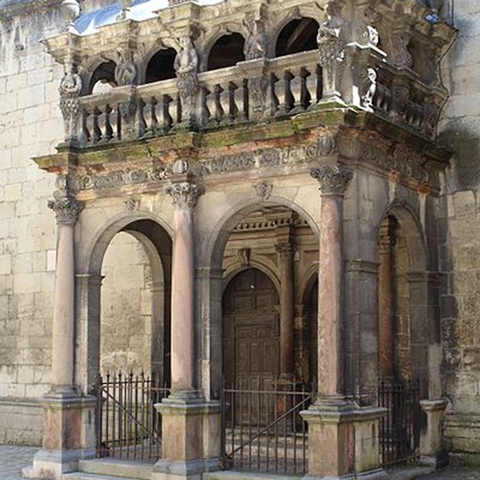 Photo de Collège de lArc, actuellement musée archéologique