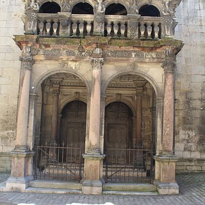 Photo de Collège de lArc, actuellement musée archéologique