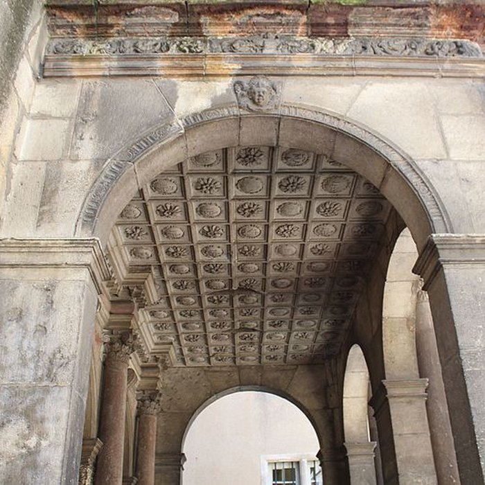 Photo de Collège de lArc, actuellement musée archéologique