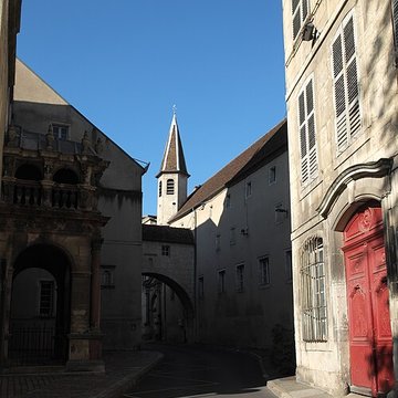 Collège de lArc, actuellement musée archéologique