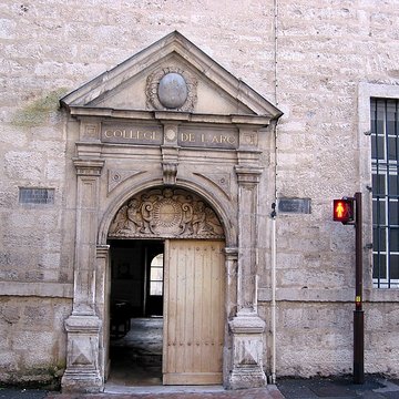 Collège de lArc, actuellement musée archéologique