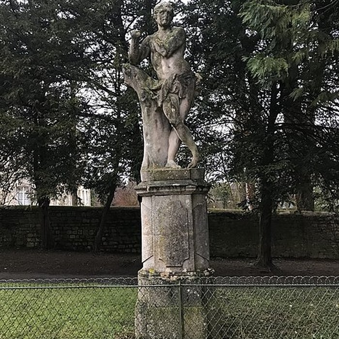 Photo de Cours Saint-Mauris