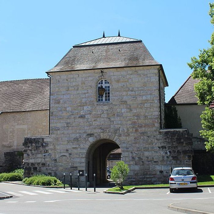 Photo de Enceinte urbaine