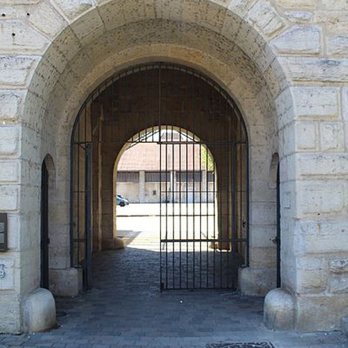 Photo de Enceinte urbaine