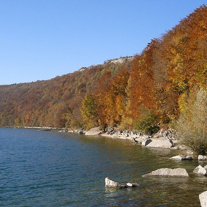 Photo de Villages palafittes du lac de Chalain