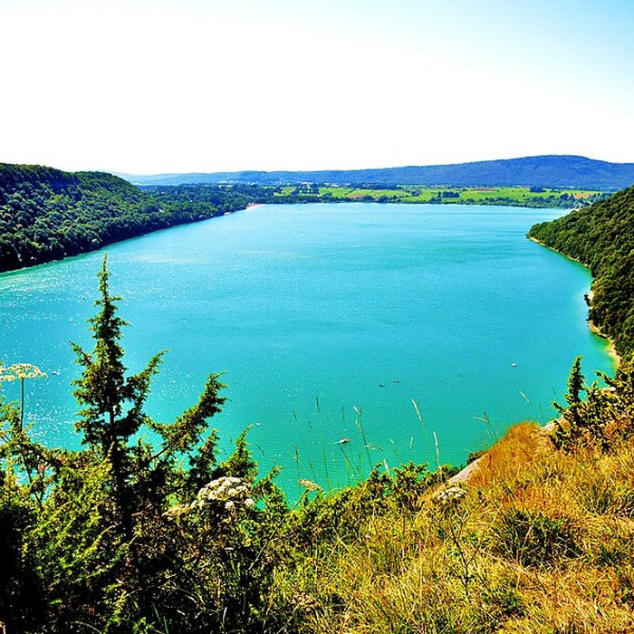 Photo de Villages palafittes du lac de Chalain