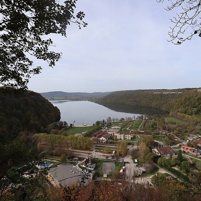 Photo de Villages palafittes du lac de Chalain