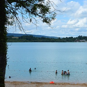 Villages palafittes du lac Chalain