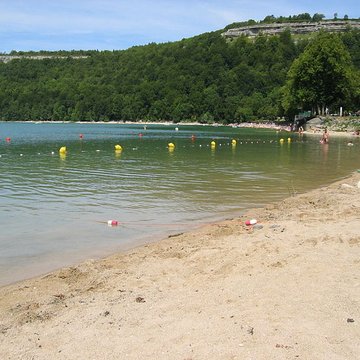 Villages palafittes du lac Chalain