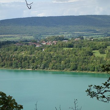 Villages palafittes du lac Chalain