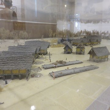 Villages palafittes du lac de Chalain