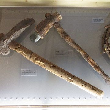 Villages palafittes du lac de Chalain