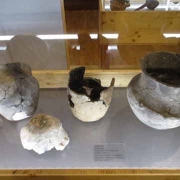 Villages palafittes du lac de Chalain