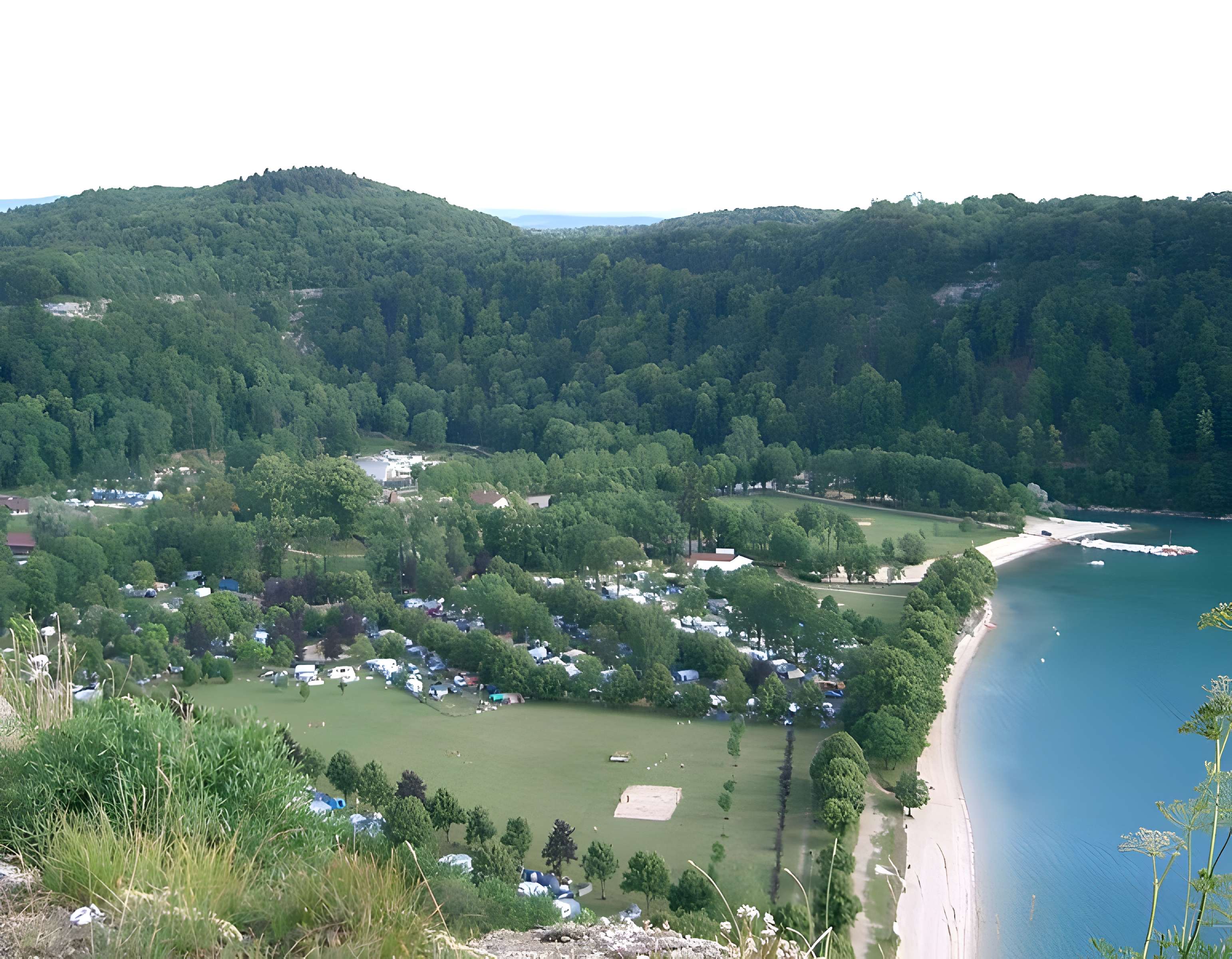 Villages palafittes du lac Chalain