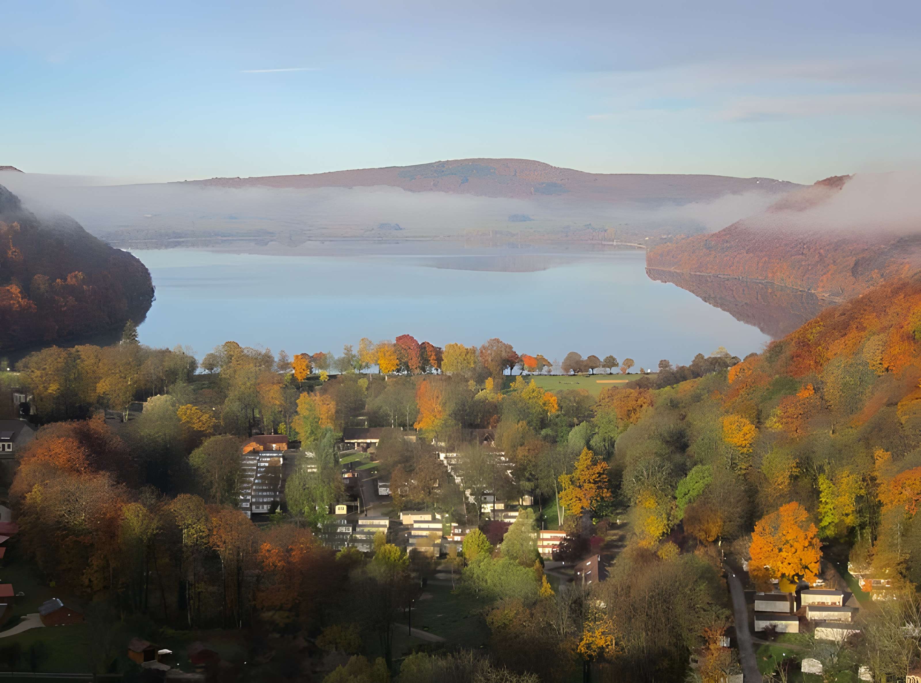 Villages palafittes du lac Chalain