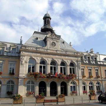 Groupe scolaire - Hôtel de ville - Justice de paix