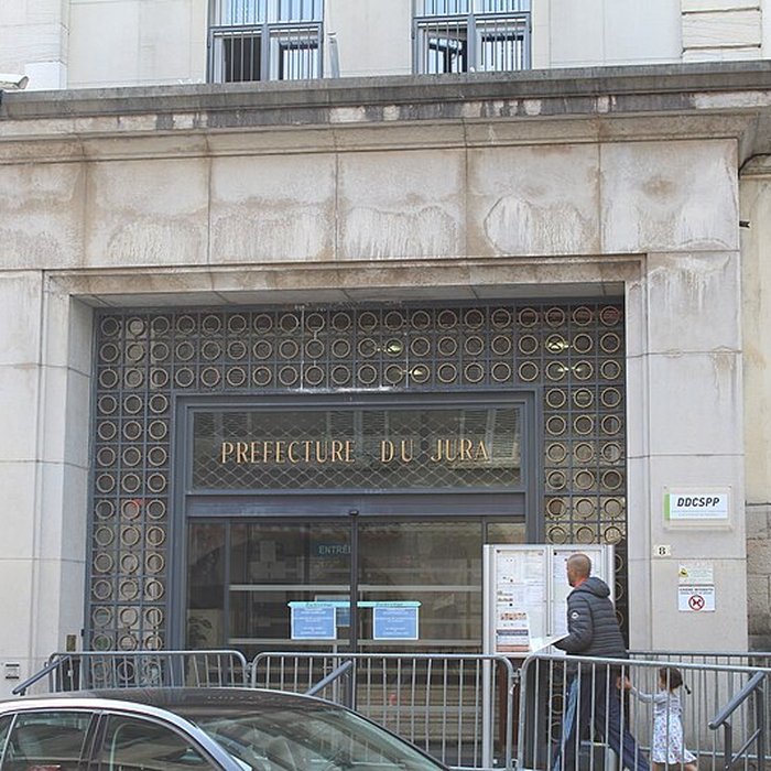 Photo de Ancien couvent des Bénédictins, actuellement préfecture