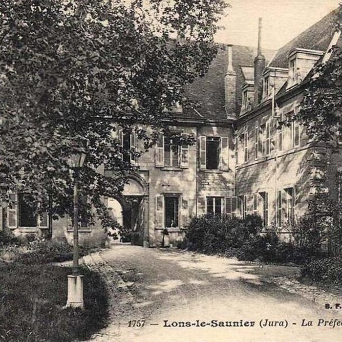 Photo de Ancien couvent des Bénédictins, actuellement préfecture
